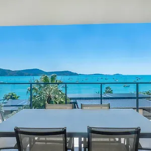 Apartment Executive On Whisper Bay - Cannonvale, Airlie Beach